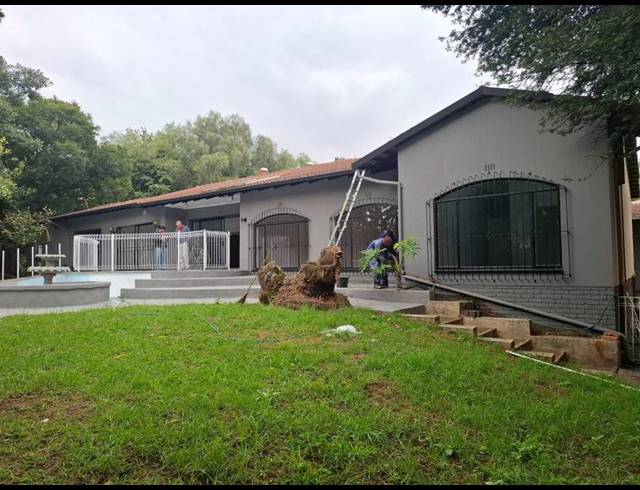 4 BEDROOM HOUSE FOR SALE IN NORTHCLIFF